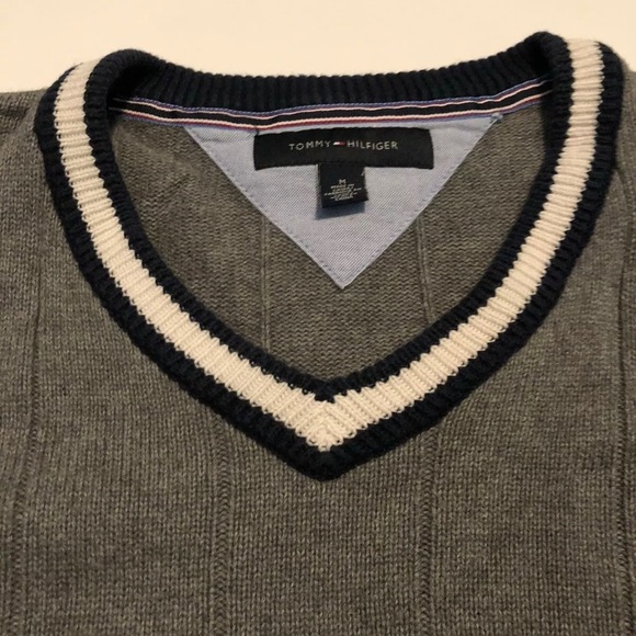 Tommy Hilfiger V Neck Sweater Pullover Grey Size M - Picture 4 of 8